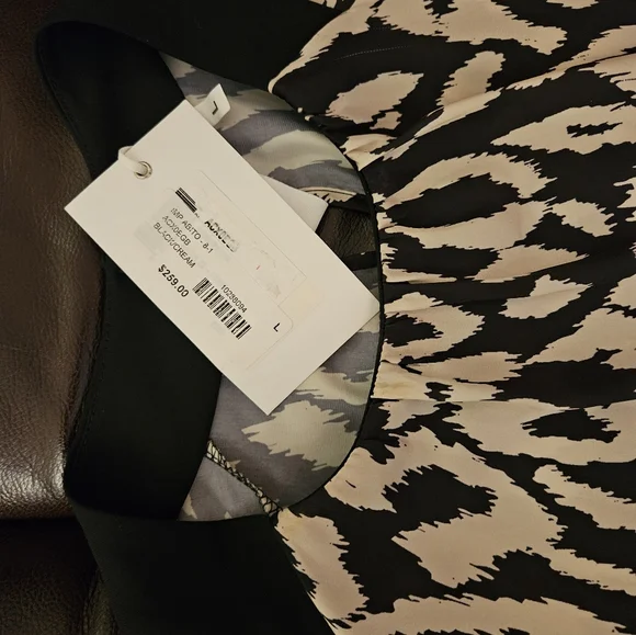 Elegant long sleeve dress - Picture 5 of 6